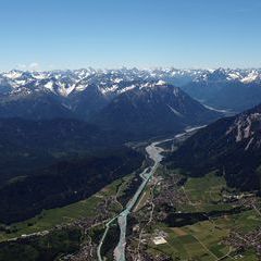 Flugwegposition um 11:05:00: Aufgenommen in der Nähe von Gemeinde Pflach, Österreich in 2443 Meter